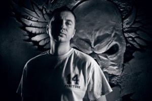 Водещият Васко Катинчаров