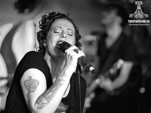 Anneke Van Giersbergen