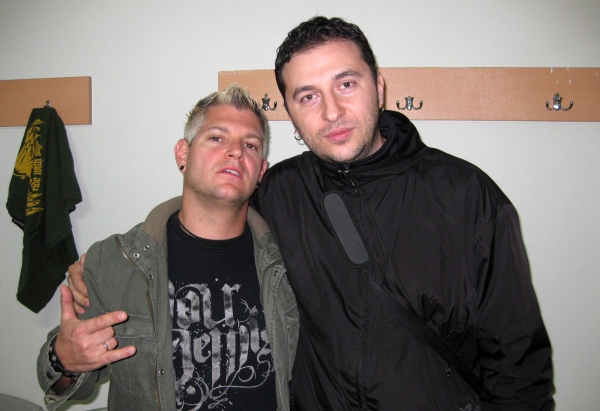 Водещият Васко и Billy Graziadei - Biohazard