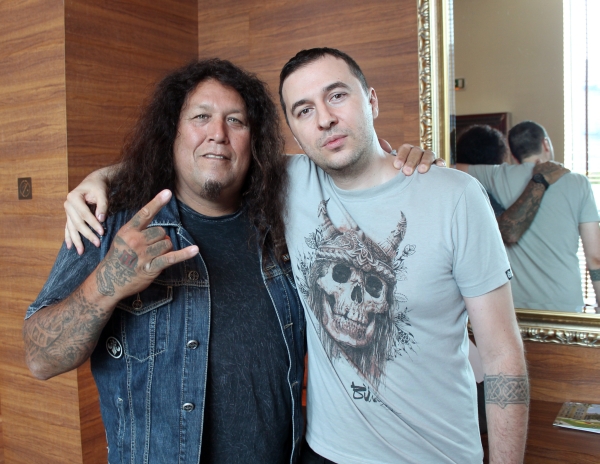 Водещият Васко и Chuck Billy - Testament