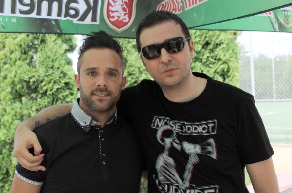 Водещият Васко и John Cooper - Skillet