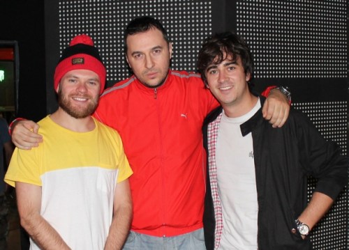 Водещият Васко и Enter Shikari