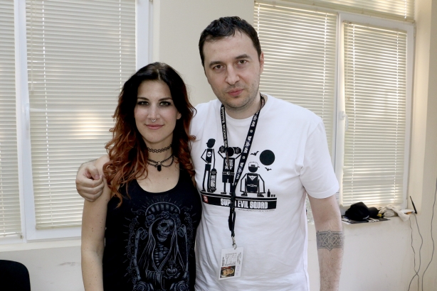 Водещият Васко и Charlotte Wessels - Delain