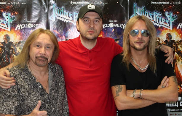 Водещият Васко и Judas Priest