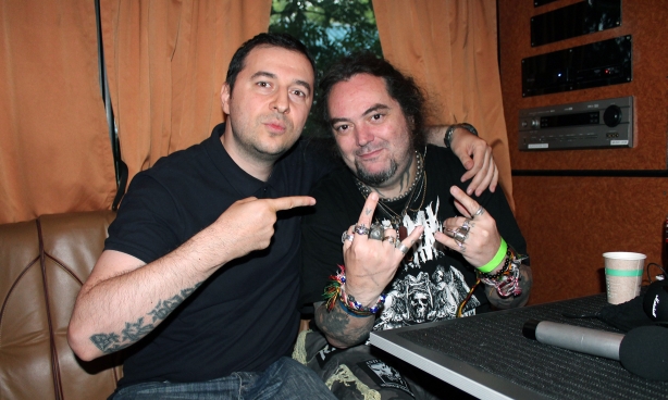 Водещият Васко и Max Cavalera - Soulfly