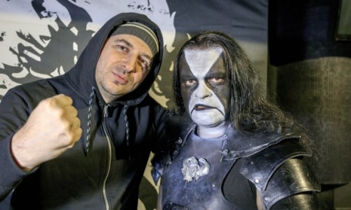 Водещият Васко и Abbath