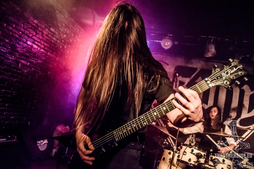 Concurrency in Knowledge