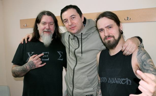 Водещият Васко и Finntroll