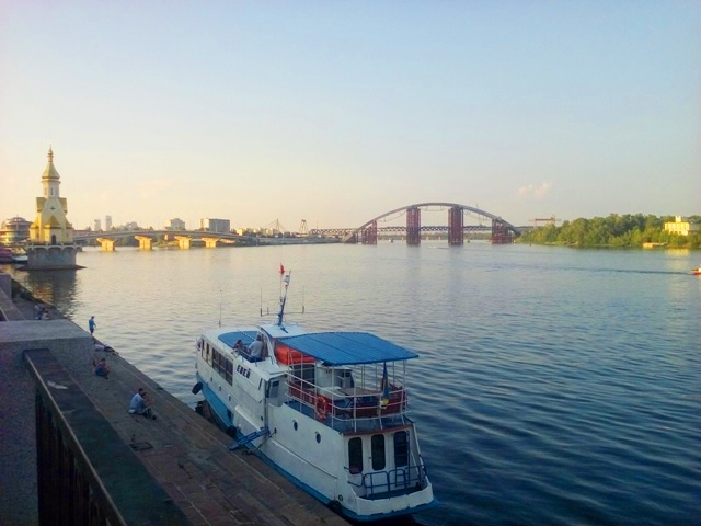 Воден трамвай в Киев