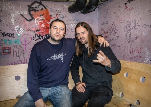 Водещият Васко Катинчаров и Oliver Palotai - Kamelot