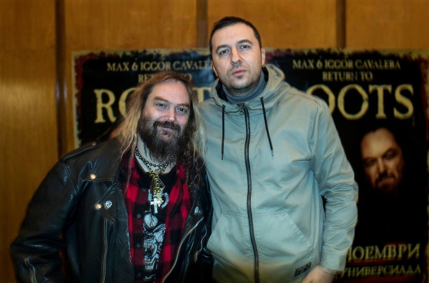 Водещият Васко Катинчаров и Max Cavalera