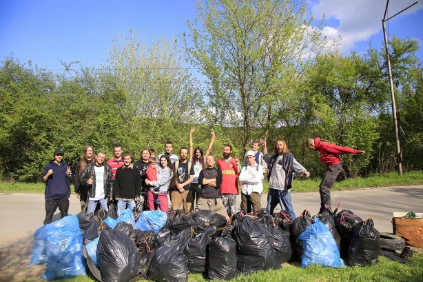 Метъл за смет - Велико Търново