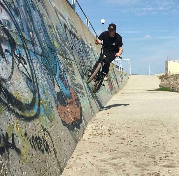 Раян Маринов