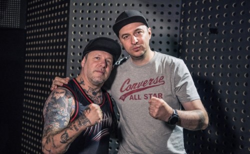 Roger Miret (Agnostic Front) и водещият Васко Катинчаров 