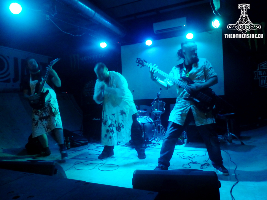 Vaginal Penetration Of An Amelus With A Musty Carrot