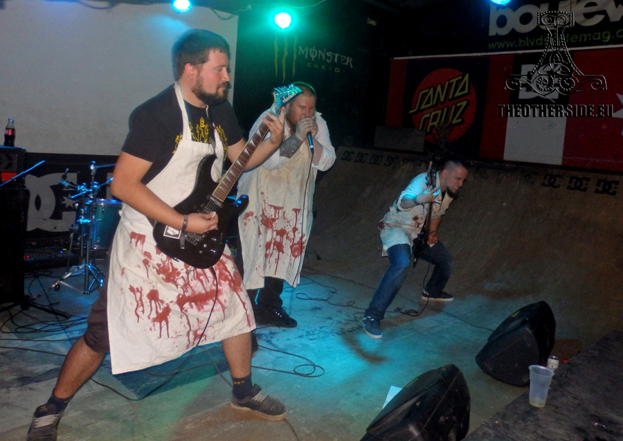 Vaginal Penetration Of An Amelus With A Musty Carrot