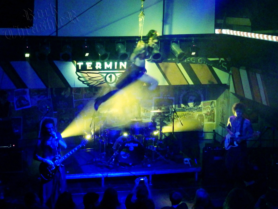 Redlake Circus & Princess Tweedle Needle