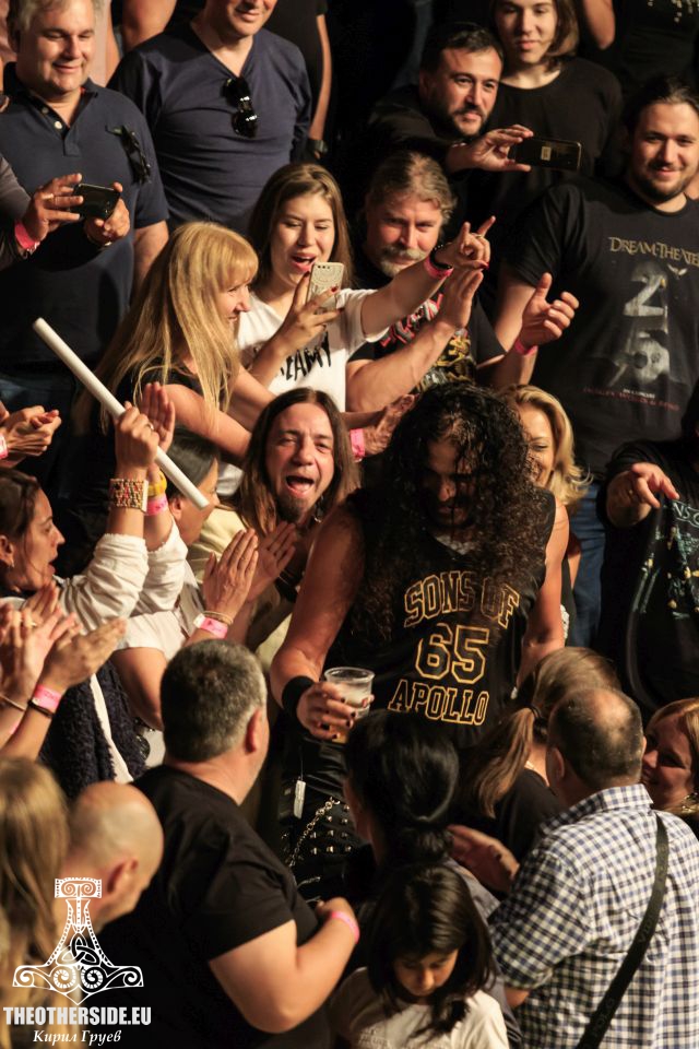 Jeff Scott Soto и феновете