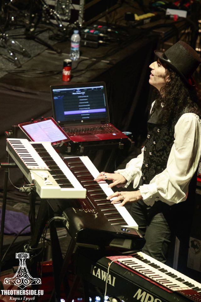 Vivaldi Metal Project