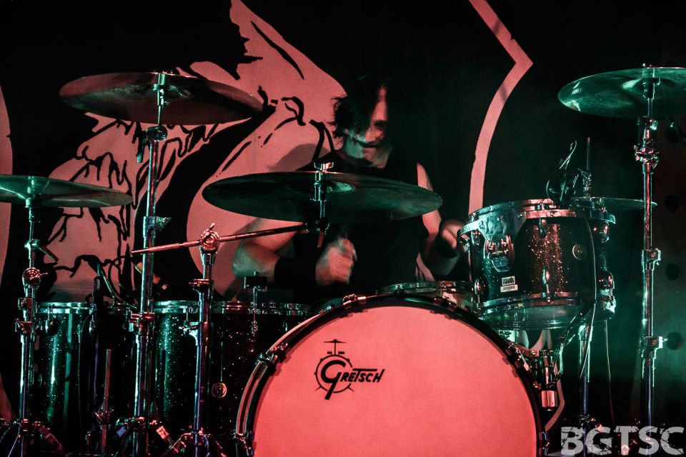 A-PALE-HORSE-NAMED-DEATH-003