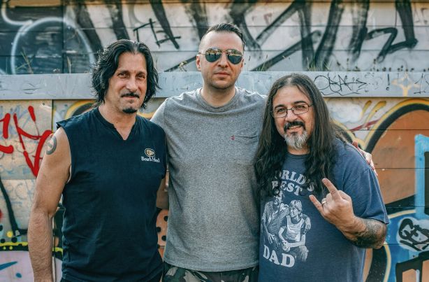 Васко Катинчаров и A Pale Horse Named Death