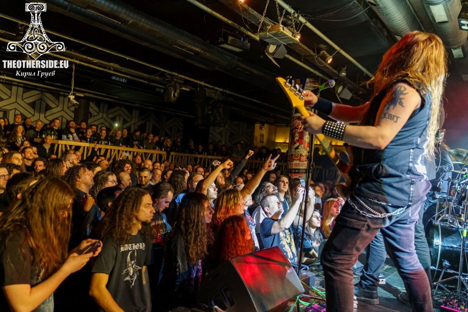 C_God Dethroned_01310