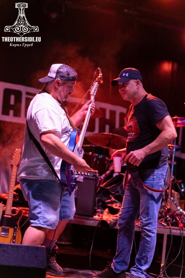 Svetlio & The Legends