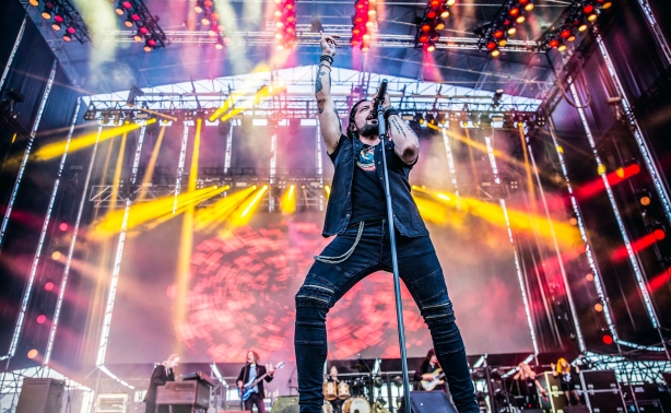 Ronnie Romero - Rainbow