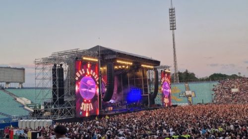 Концерт на Guns N' Roses в София